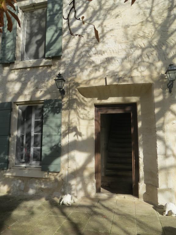 B&B Mas Les Lecques Beaucaire (Gard) Exterior photo