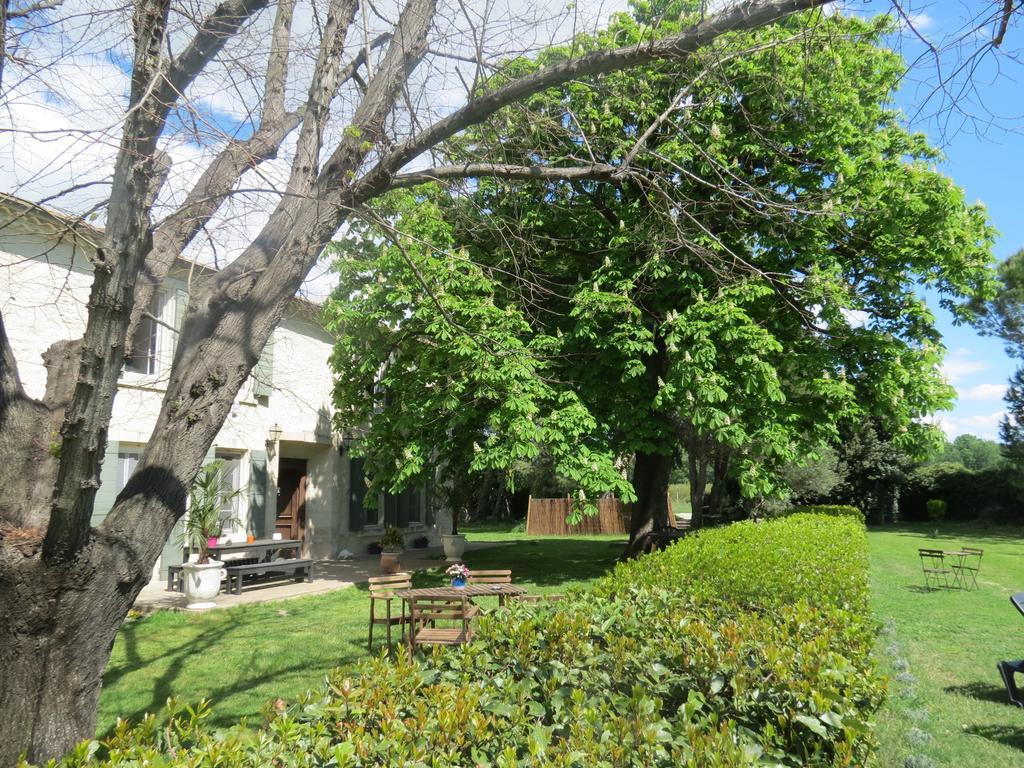 B&B Mas Les Lecques Beaucaire (Gard) Exterior photo