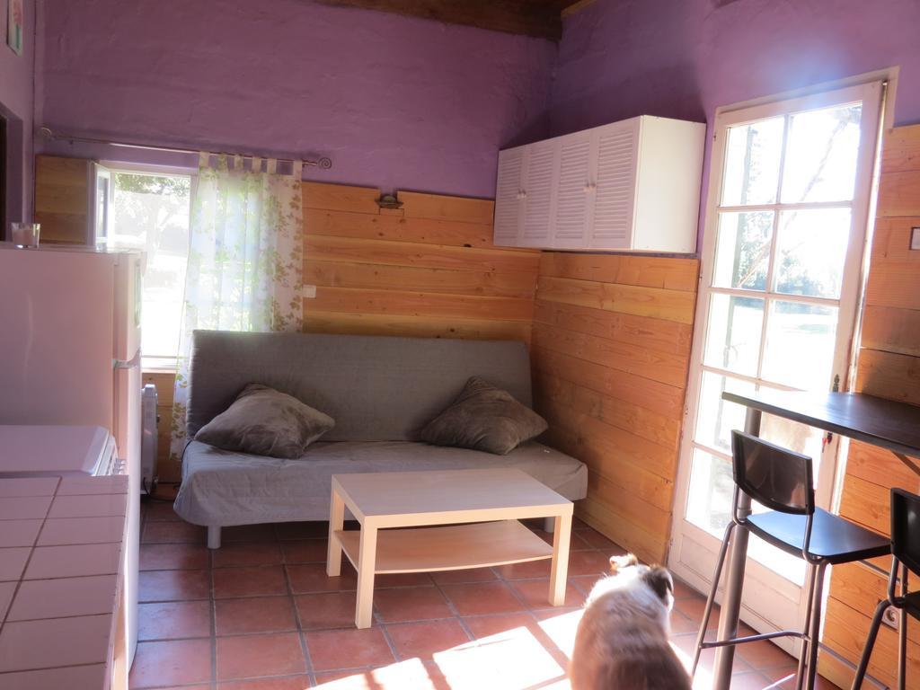 B&B Mas Les Lecques Beaucaire (Gard) Exterior photo