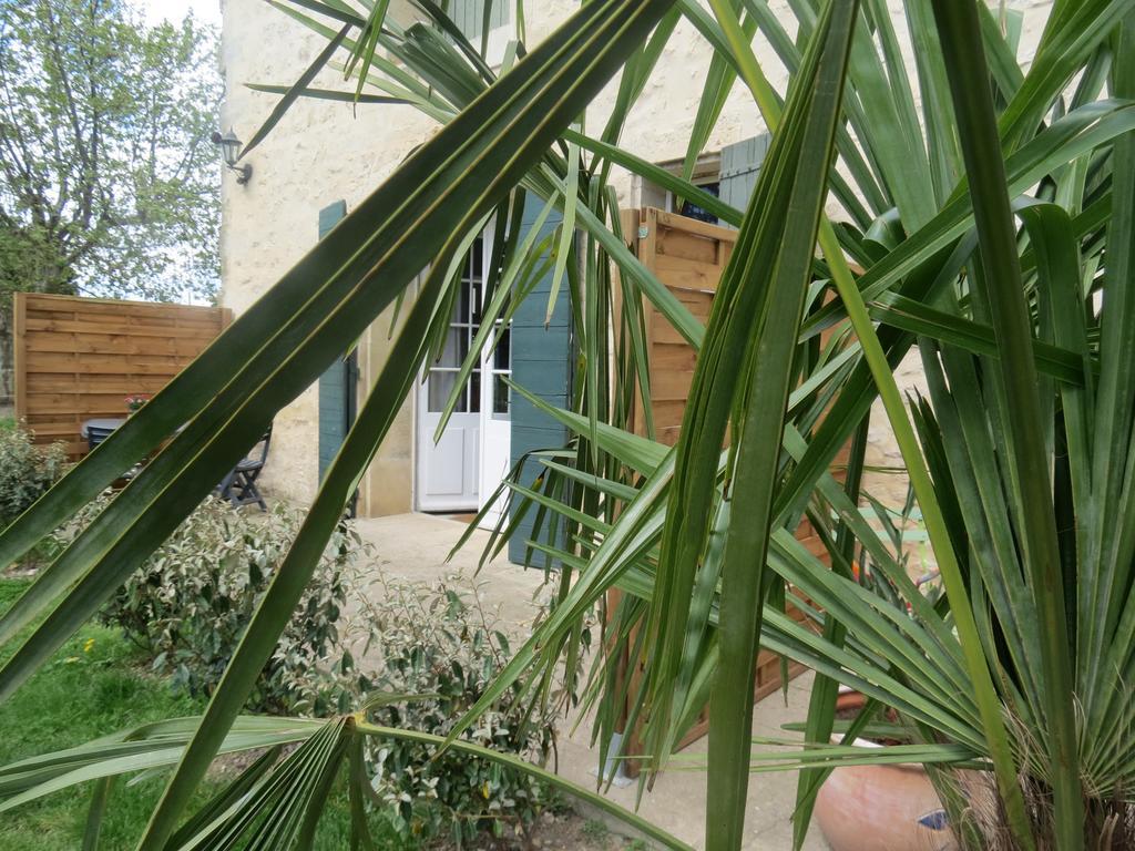 B&B Mas Les Lecques Beaucaire (Gard) Exterior photo