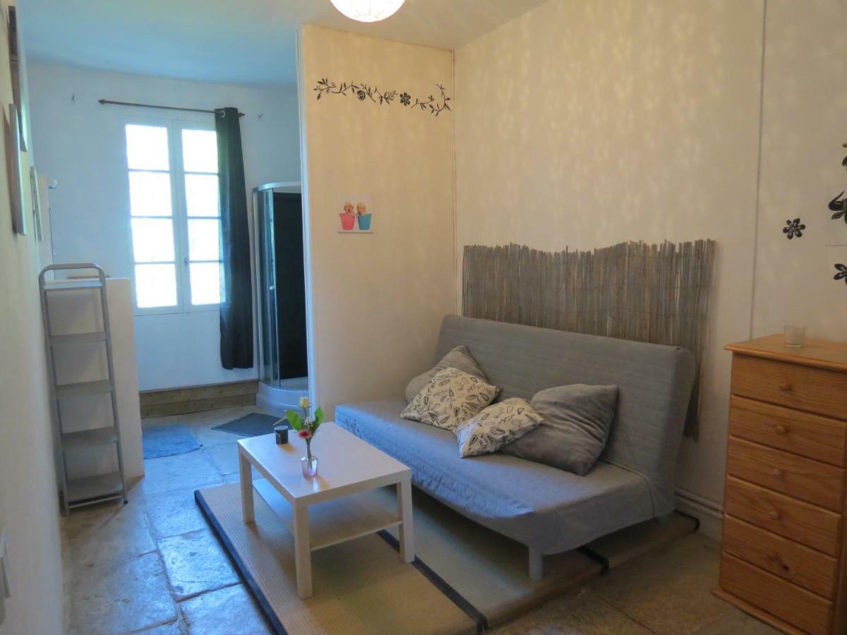 B&B Mas Les Lecques Beaucaire (Gard) Exterior photo