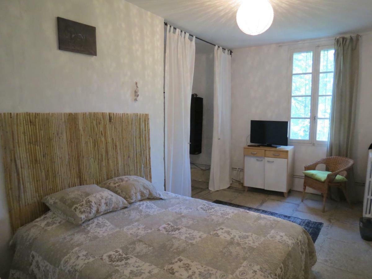 B&B Mas Les Lecques Beaucaire (Gard) Exterior photo